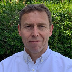 Profile photograph of Professor Stephen Smartt